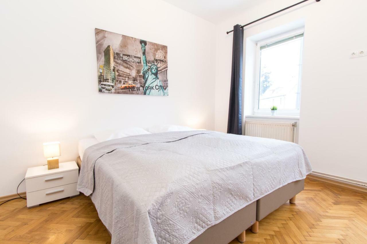 Apartment Veitingergasse เวียนนา ภายนอก รูปภาพ